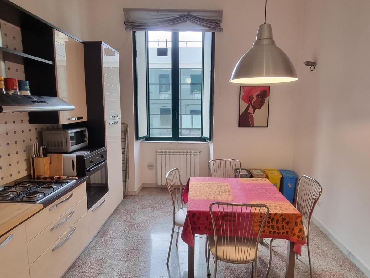 Casa Amalfitana Limoncello Lägenhet Salerno Exteriör bild